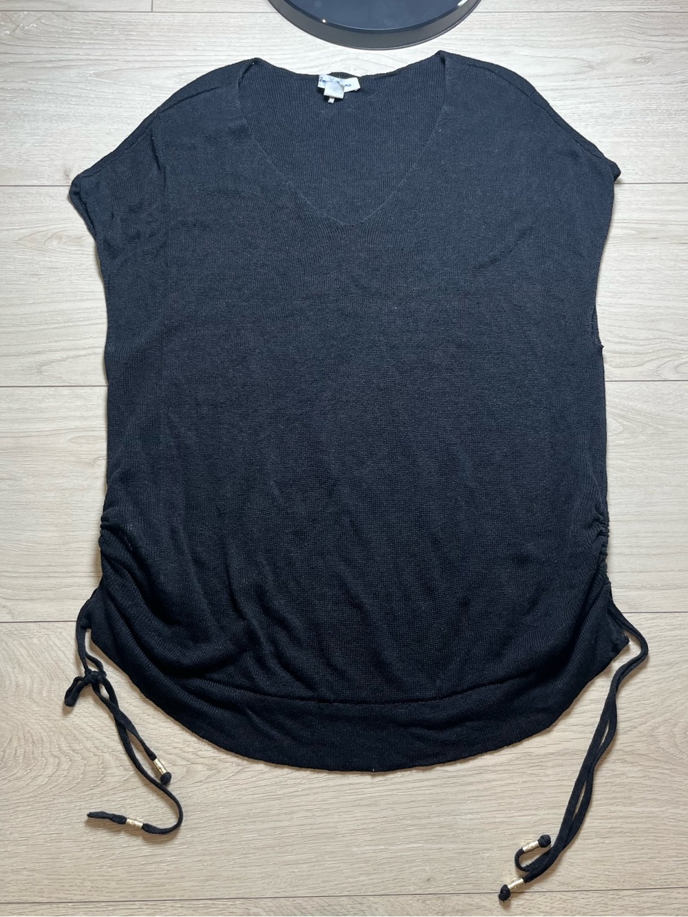 tommy bahama women Alana Linen Blend Top Women’s XL V-neck Black 202-sw420754